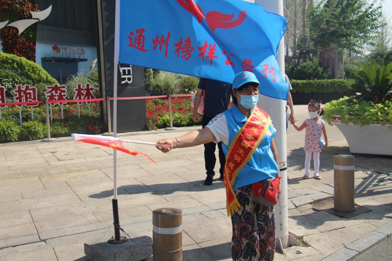 <strong>大吊操骚逼网站</strong>